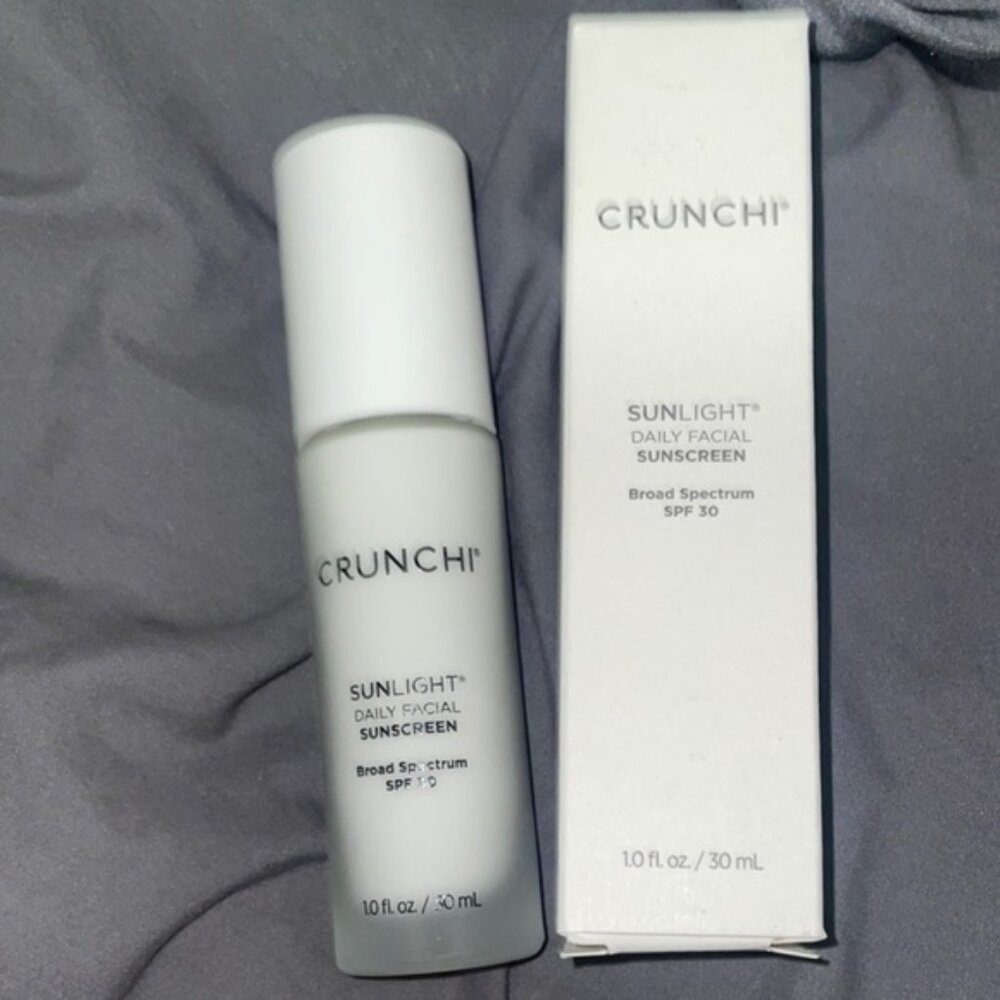 Crunchi Sunlight Facial sunscreen broad spectrum SPF 30